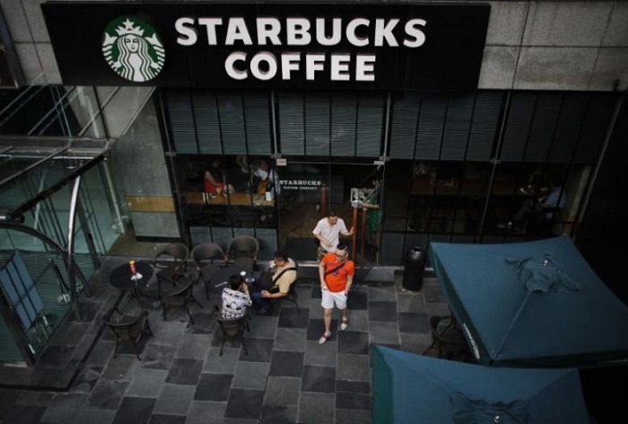 Starbucks names China CEO, sees 5,000 stores there by 2021 